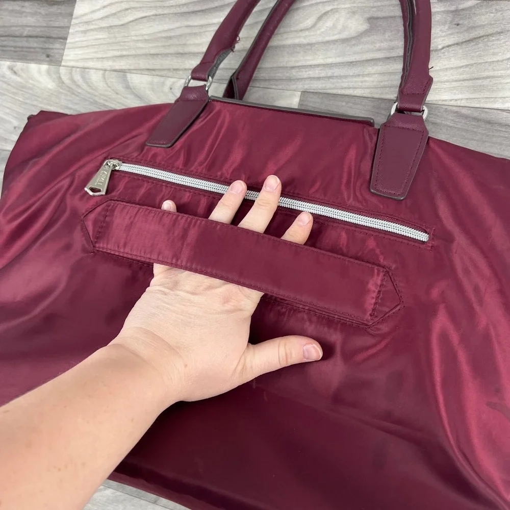 Aimee Kestenberg Duffle Tote Bag Womens‎ Red Double Handle Inner Pockets Travel